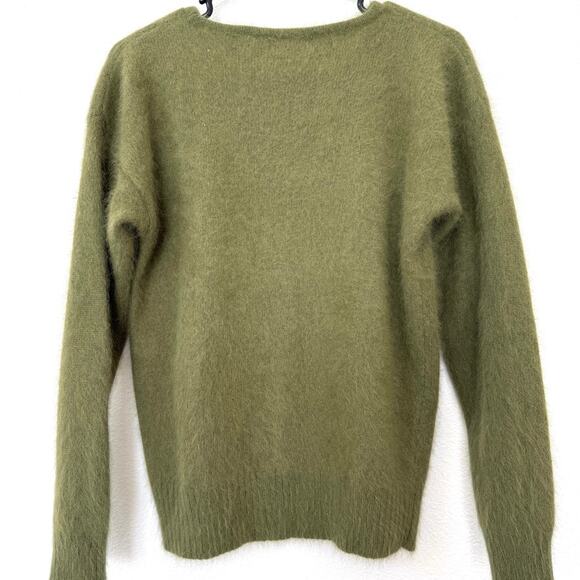 JARROD'S Vintage Angora Sweater Olive Green Quiet Luxury S Made in Hong Kong - Picture 3 of 3